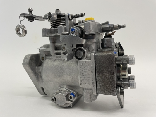 BOSCH VERTEILEREINSPRITZPUMPE VW 1,6 0460494140